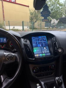 Photo de galerie - Montage car play ford focus mk3 