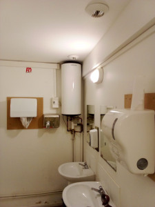Photo de galerie - Ballon, sanitaire 