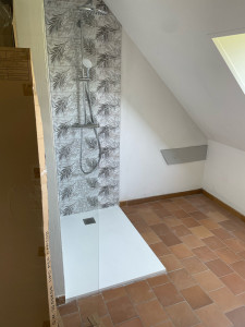 Photo de galerie - Pose d’un receveur avec robinetterie 