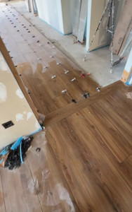 Photo de galerie - Carrelage sol parquet