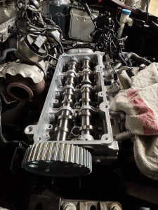 Photo de galerie - Remplacement cassette arbre à came sur moteur Volkswagen 