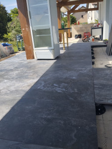 Photo de galerie - Terrasse sur plots en cours de réalisation 