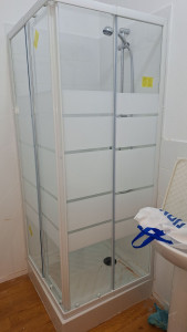 Photo de galerie - Installation paroi de douche 