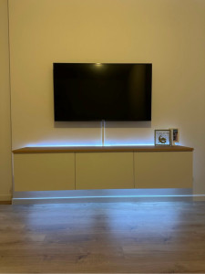 Photo de galerie - MONTAGE ET FIXATION + CACHE FIL ET LED 