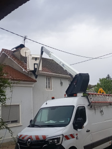 Photo de galerie - Avant nettoyage toiture