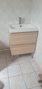 Photo de galerie - Montage meuble salle de bain avec lavabo