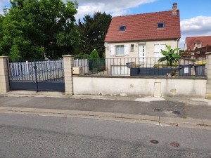 Photo de galerie - Rénovation de ce portail et de cette clôture 