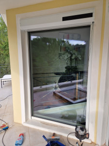 Photo de galerie - Pose de volet roulant solaire