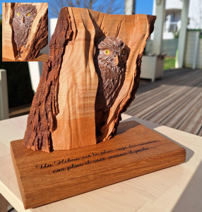 Photo de galerie - Gravure sur bois personnalisable