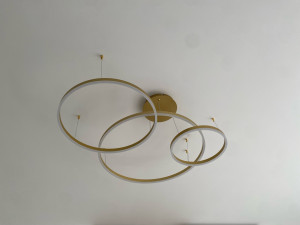 Photo de galerie - Lustre led 