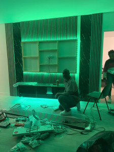 Photo de galerie - Fabrication de stand pour télé et décoration interne 