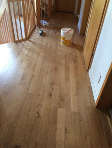 Photo de galerie - Finition parquet ,peinture, nettoyage 