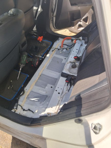 Photo de galerie - Changement batterie ? hybride Toyota 
avec adaptation valise d'origine ???
