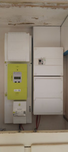 Photo de galerie - Instalation tableaux électrique général plus tableau secondaire avec ligne dédiée sur prise renforcée pour voiture électrique. 
