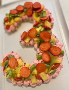Photo de galerie - Number cake au fruits 