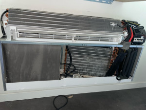 Photo de galerie - Entretien de climatisations monobloc type consoles