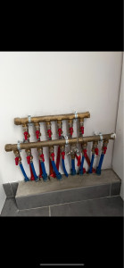 Photo de galerie - Chaque départ de chaque clarinette installé dispose d’une micro vanne et des vannes sont installer sur chaque réseaux.  