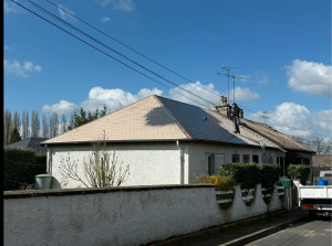 Photo de galerie - Après avoir décaper la toiture, application de résine colorée, ardoise