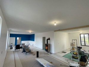 Photo de galerie - Ponçage et mise en peinture 