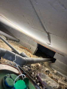 Photo de galerie - Raccordement dans le vide sanitaire à Pamiers