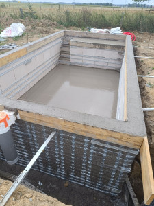 Photo de galerie - Terrassement et mise en place d une piscine 