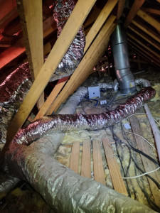 Photo de galerie - Passage de gaine isolée pour VMC