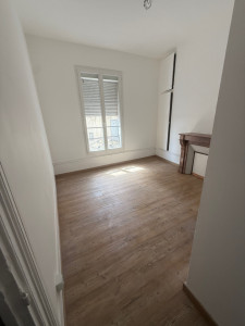 Photo de galerie - Placo+bandes+sol+plinthes