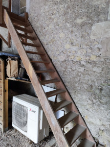 Photo de galerie - Démontage d'un escalier de meunier