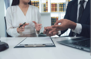 Photo de galerie - Juriste de formation, je peux vous accompagner dans la rédaction de courriers et démarches pour la résolution de vos litiges