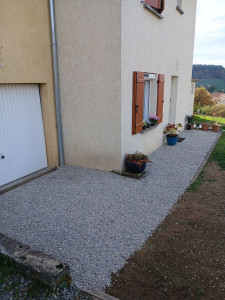 Photo de galerie - Stabilisateur  de graviers.  léger terrassement.  effet garantie 
