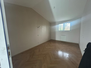 Photo de galerie - Peinture intérieur chambre plus parquet 