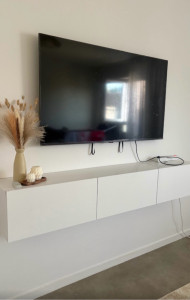 Photo de galerie - Pose de meuble TV et fixé au mur