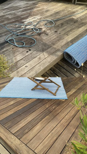 Photo de galerie - Prestation complete :nettoyage de la terrasse + finition + traitement curatif et preventif 
