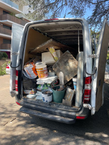 Photo de galerie - Débarras vos déchets, cave, garage maison