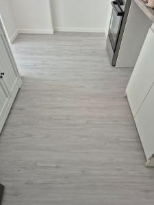 Photo de galerie - Planchers en PVC avec système de clip 