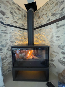Photo de galerie - Pose poêle à bois 