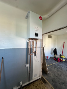 Photo de galerie - Pose d’une chaudière à condensation 