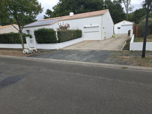 Photo de galerie - Peinture fini  et nettoyage de la toiture  fini