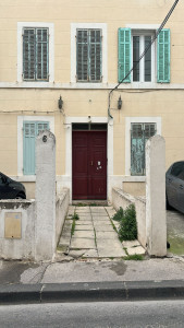 Photo de galerie - Visite d'appartement (prise de photos de la devanture, de la rue, des différents accès et vidéos en live pendant la visite)