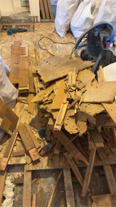 Photo de galerie - Démontage parquet et transport des gravats