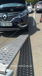 Photo de galerie - Utilisation go jack (roulettes) pour boîte bloqué 