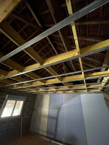 Photo de galerie - Pose plafond suspendu 