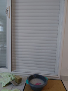 Photo de galerie - Nettoyage volets roulants