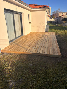 Photo de galerie - Création d’une terrasse en bois de pin 6x3