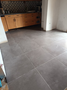 Photo de galerie - Pose de carrelage plus joint 