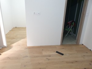 Photo de galerie - Pose de parquet collé ou flottant 