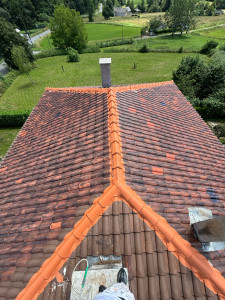 Photo de galerie - Nettoyage toiture après