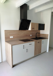 Photo de galerie - Cuisine avec électroménager, conception et installation