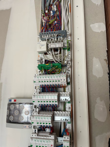 Photo de galerie - Pose et câblage tableau électrique 