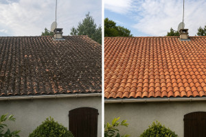 Photo de galerie - Avant après d’un Nettoyage de toiture avec application d’un hydrofuge incolore 